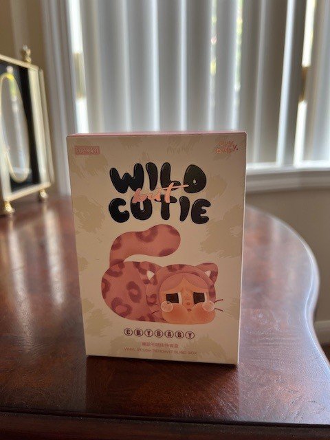 キーホルダー・キーリング WILD BUT CUTIE SERIES VINYL PLUSH PENDANT PINK CUTIE CRYBABY Wild but Cutie Series - Vinyl Plush Pendant Blind