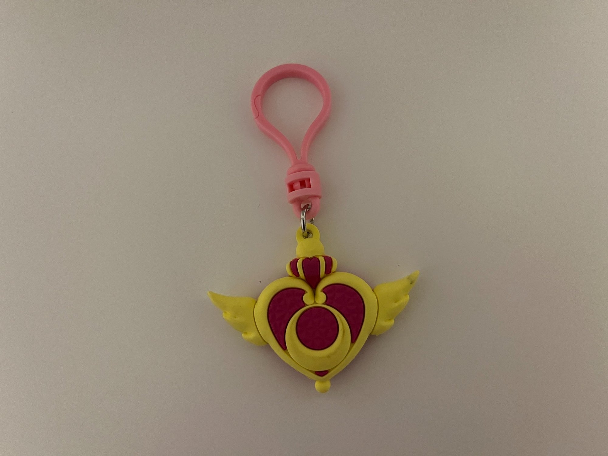 652eb54139e4ab4dc3c1b6b7_sailor-moon-charm_1746679401130.jpg