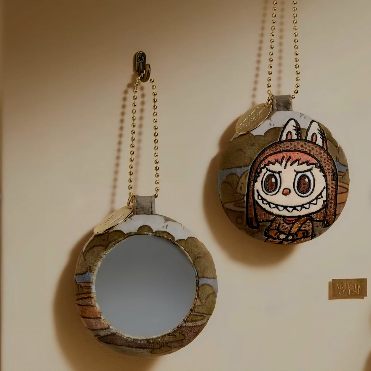 Labubu Artistic Quest Plush Mirror - Louvre Limited Series