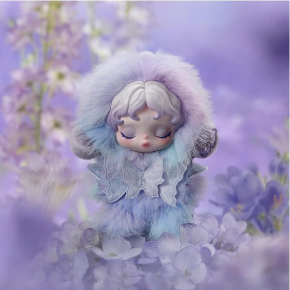 POPMART SKULLPANDA L’impressionnisme 8点 𝐒𝐊𝐔𝐋𝐋𝐏𝐀𝐍𝐃𝐀 drifts through a garden of light, where