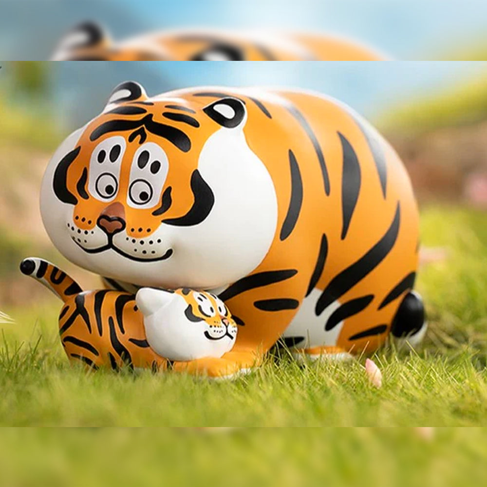 Hugging Love - Panghu & Baby Series 2 by 52Toys