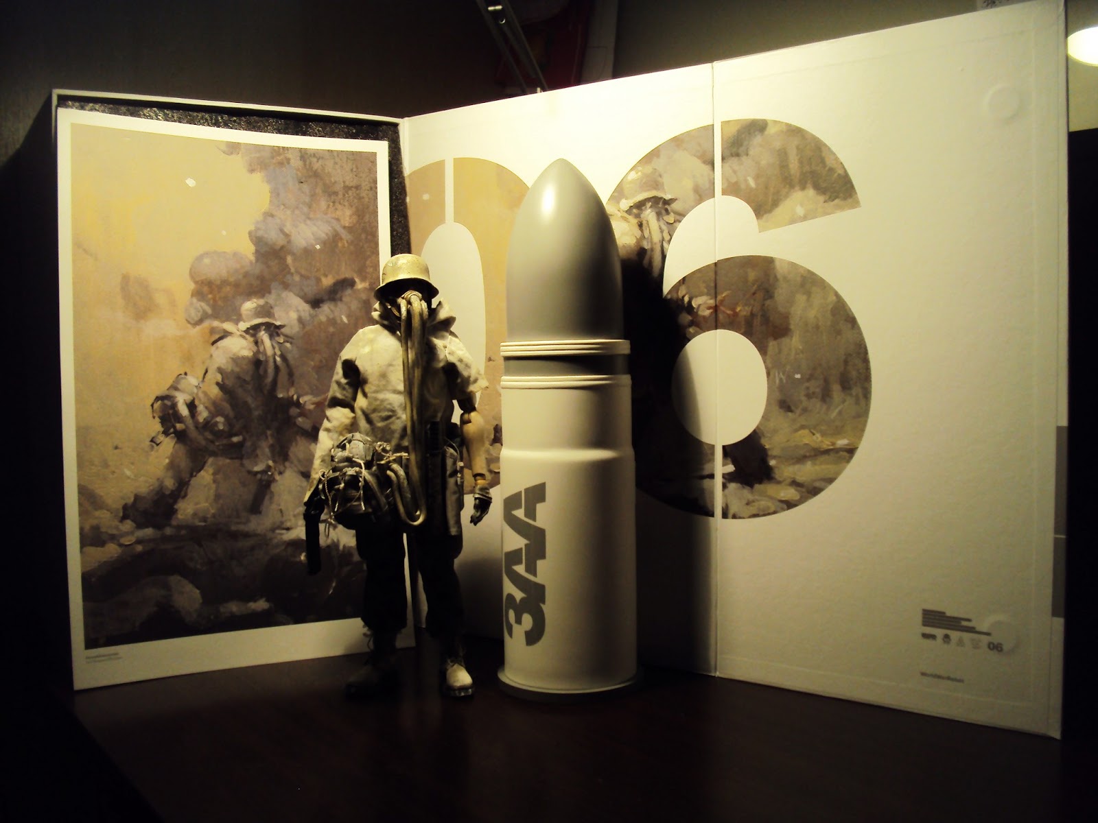 2013 Membership Pack with Blanc Hunter NOM Art Figure by 3AA