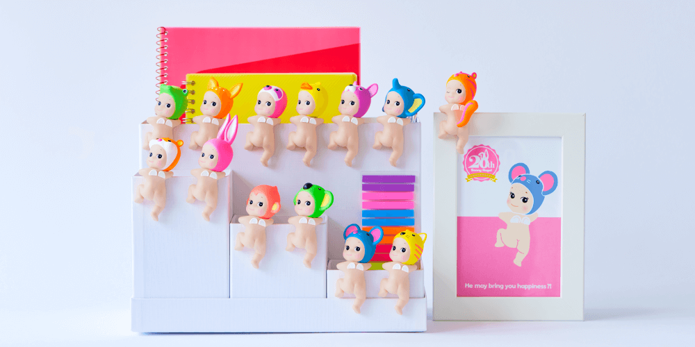 Sonny Angel Looking Back Hippers Blind Box