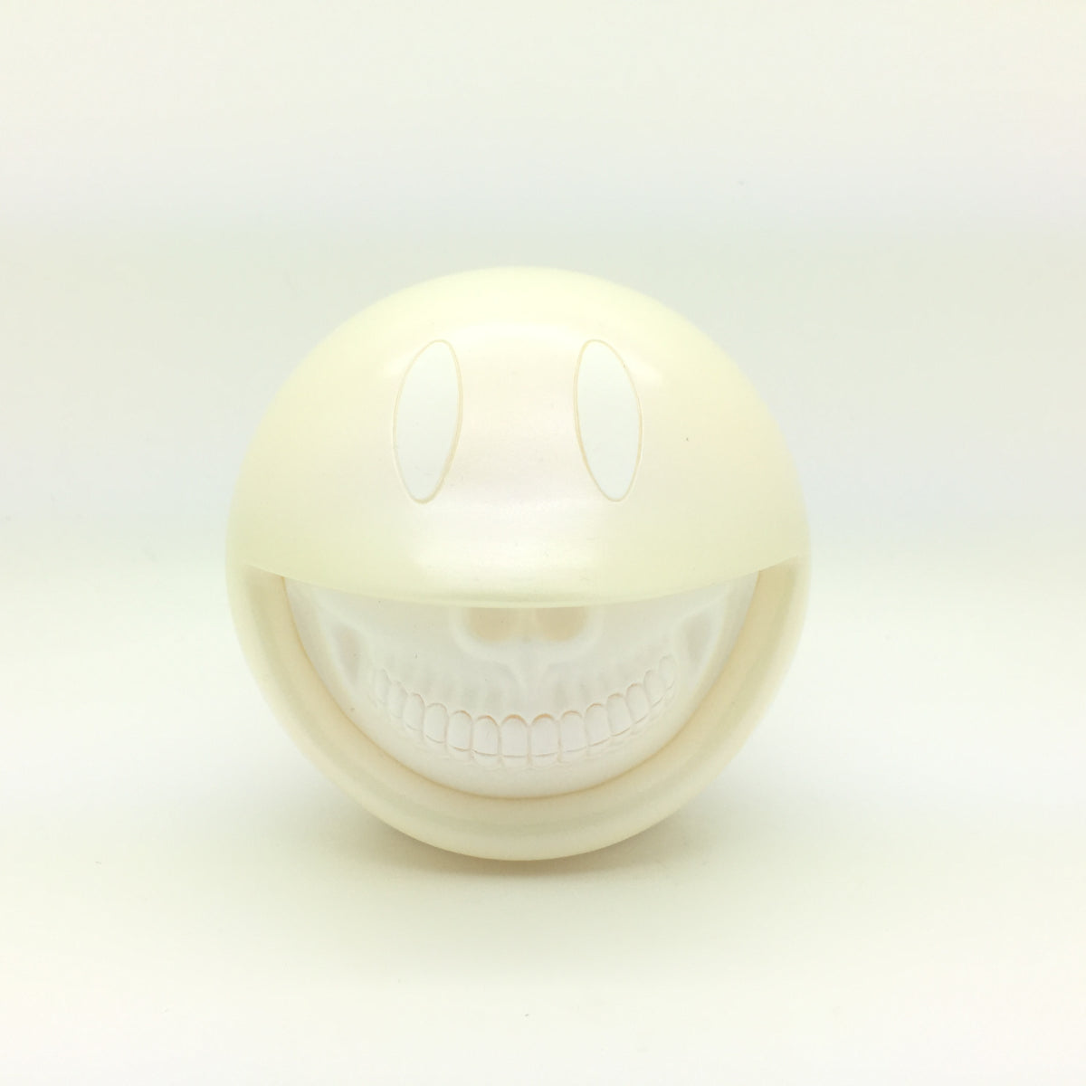 Smiley Grin Pearl - White Grin Edition by Ron English x Made By Monsters x JPS gallery