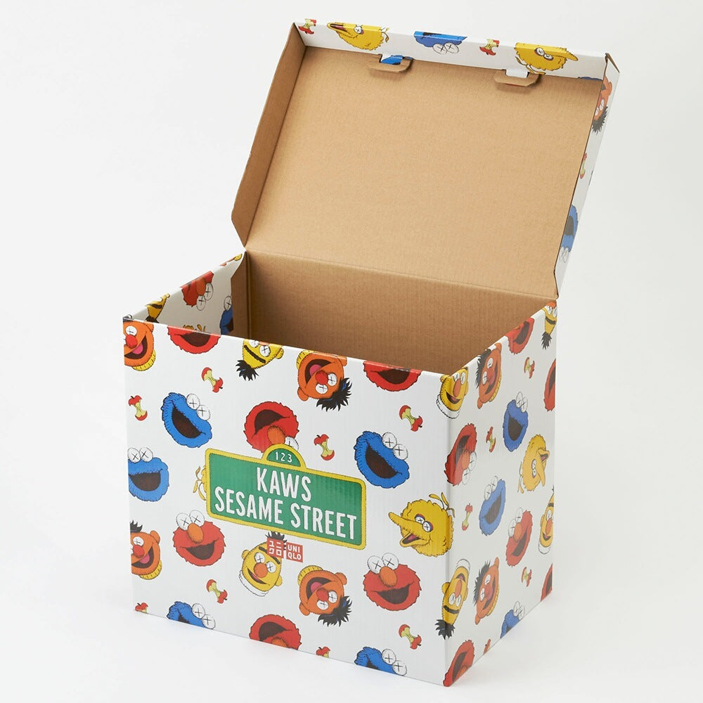 ぬいぐるみ UNIQLO KAWS x SESAME STREET COMPLETE BOX s-l400.jpg