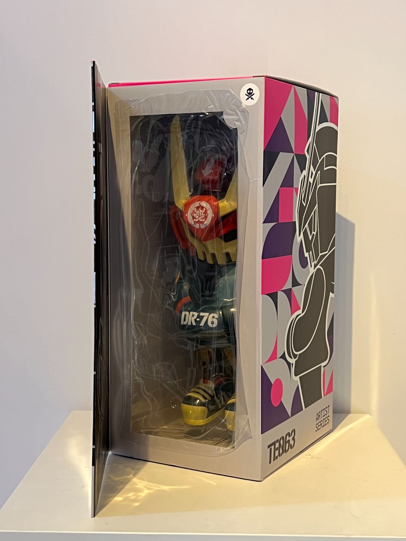 DR76 Mega TEQ63 by Dragon76 x Quiccs x Martian Toys - 1
