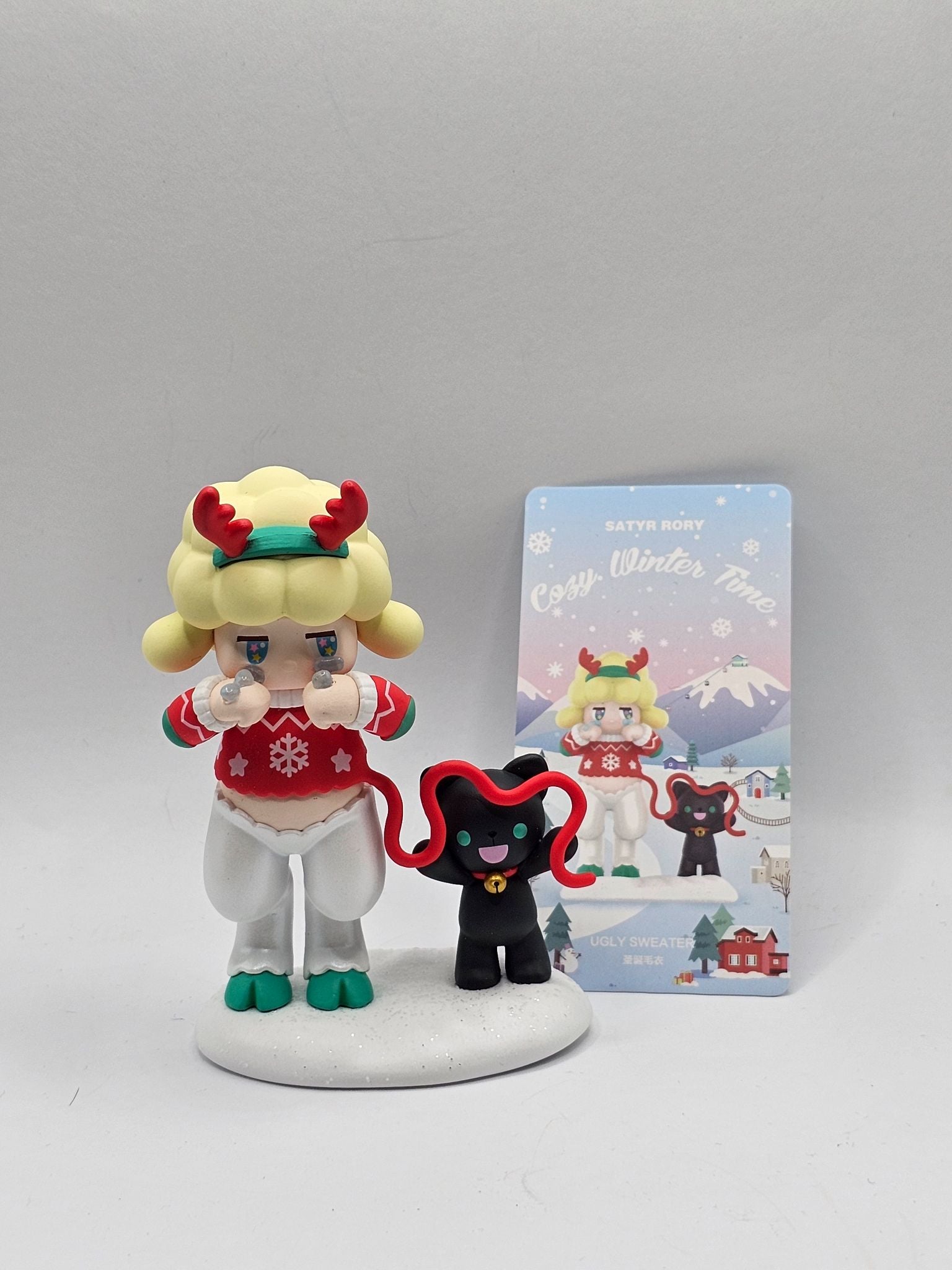 Ugly Sweater - Satyr Rory Cozy Winter Time Blind Box Series - Popmart - 1