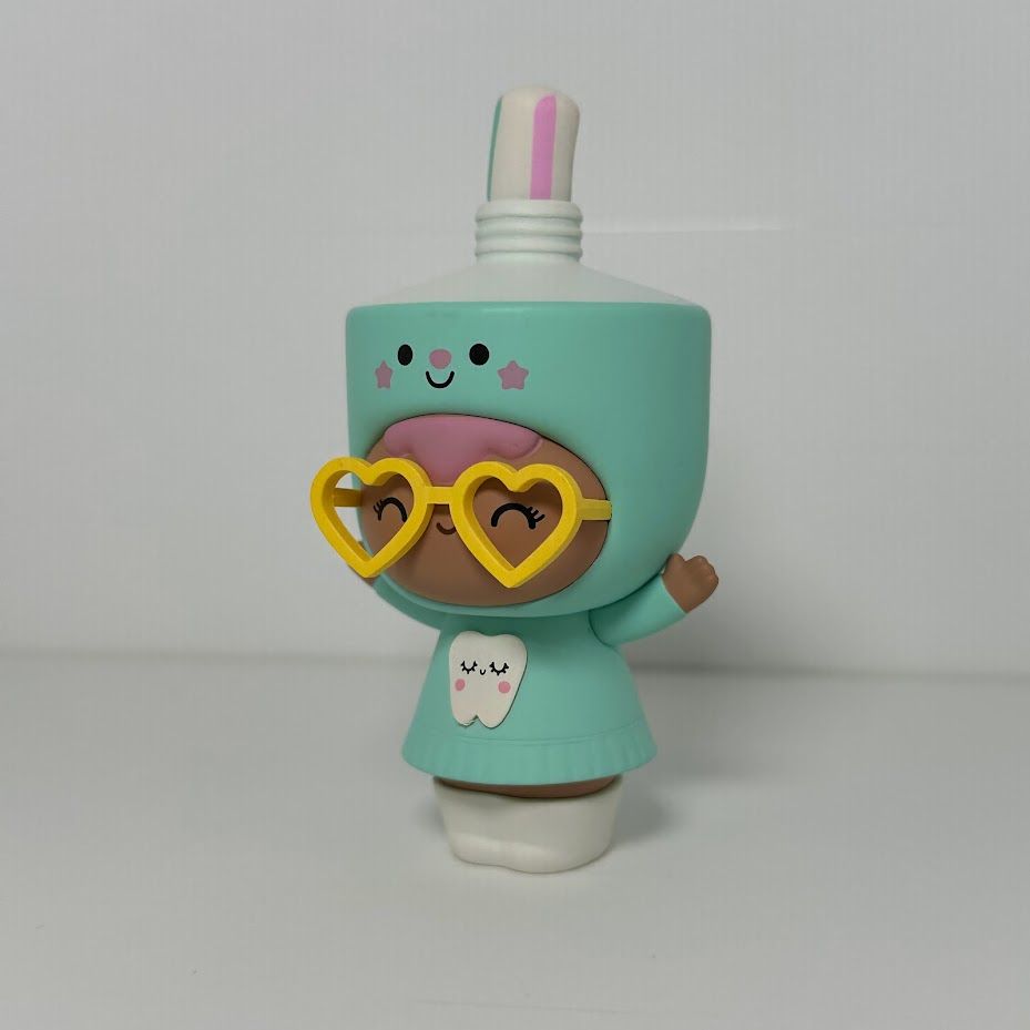 Dazzle - Perfect Partners Blind Box Series - MOMIJI x POPMART - 1