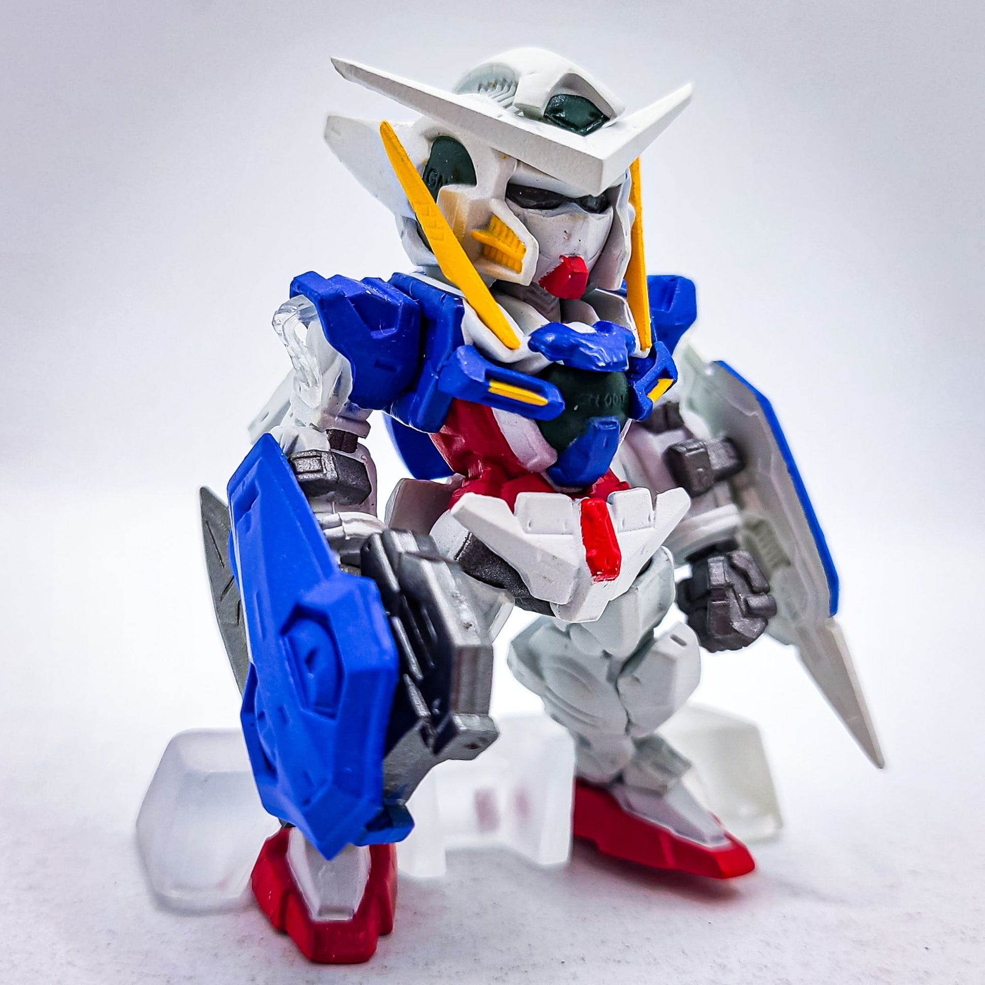 Gundam Converge #04 Gundam Exia by Bandai - 4