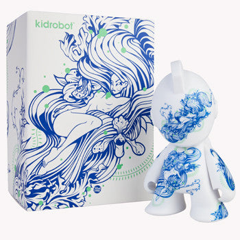Floral Pleasure Bot by Tristan Eaton x Kidrobot - Mindzai  - 5