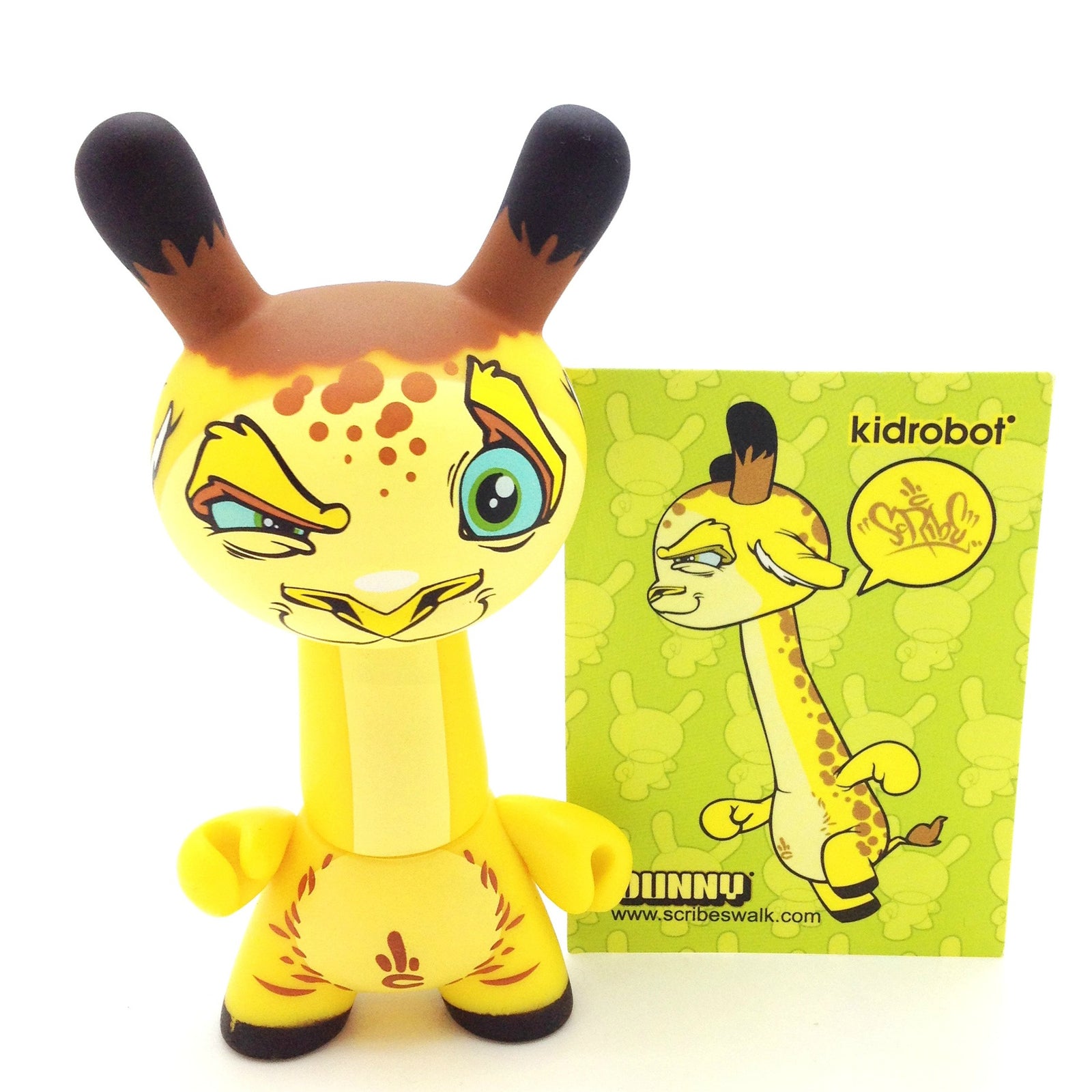 Dunny 2012 Series - Giraffe Dunny (Scribe) - Mindzai  - 1