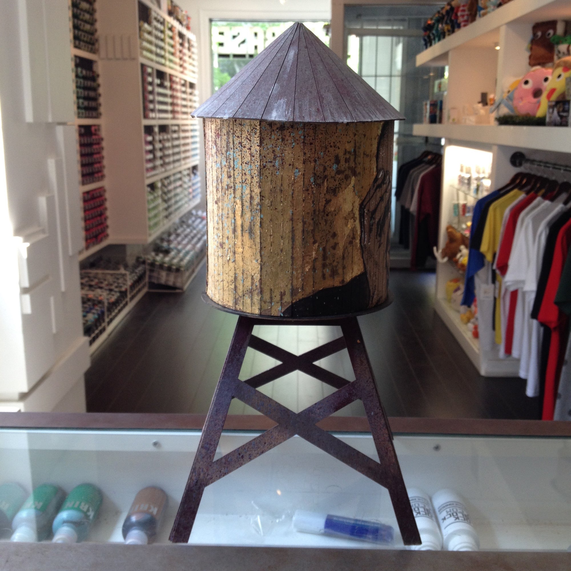 Kevin Ledo Custom Boundless Brooklyn Water Tower - Mindzai  - 3