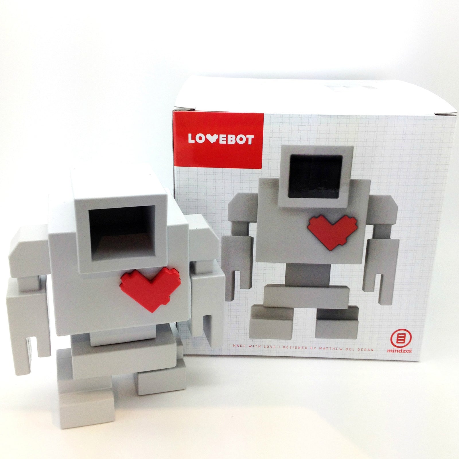 DIY Lovebot by Matthew Del Degan - Mindzai  - 3
