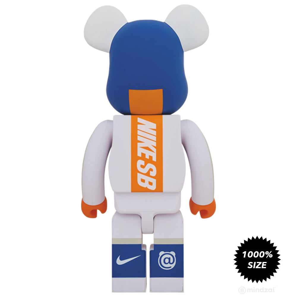 Nike SB White 1000% Bearbrick Set by Medicom Toy x Nike SB