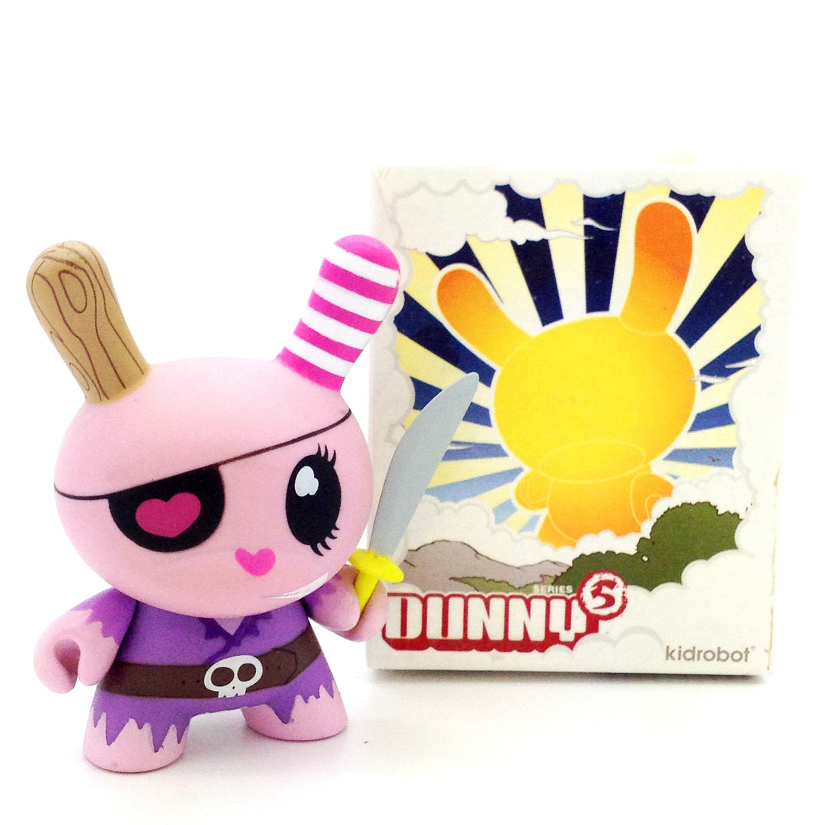 Dunny Series 5 - Pirate (Clutter Magazine) - Mindzai  - 3
