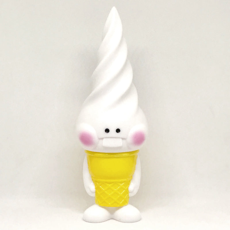 Softrolls Original White Sofubi Vinyl Toy Figure by Hariken