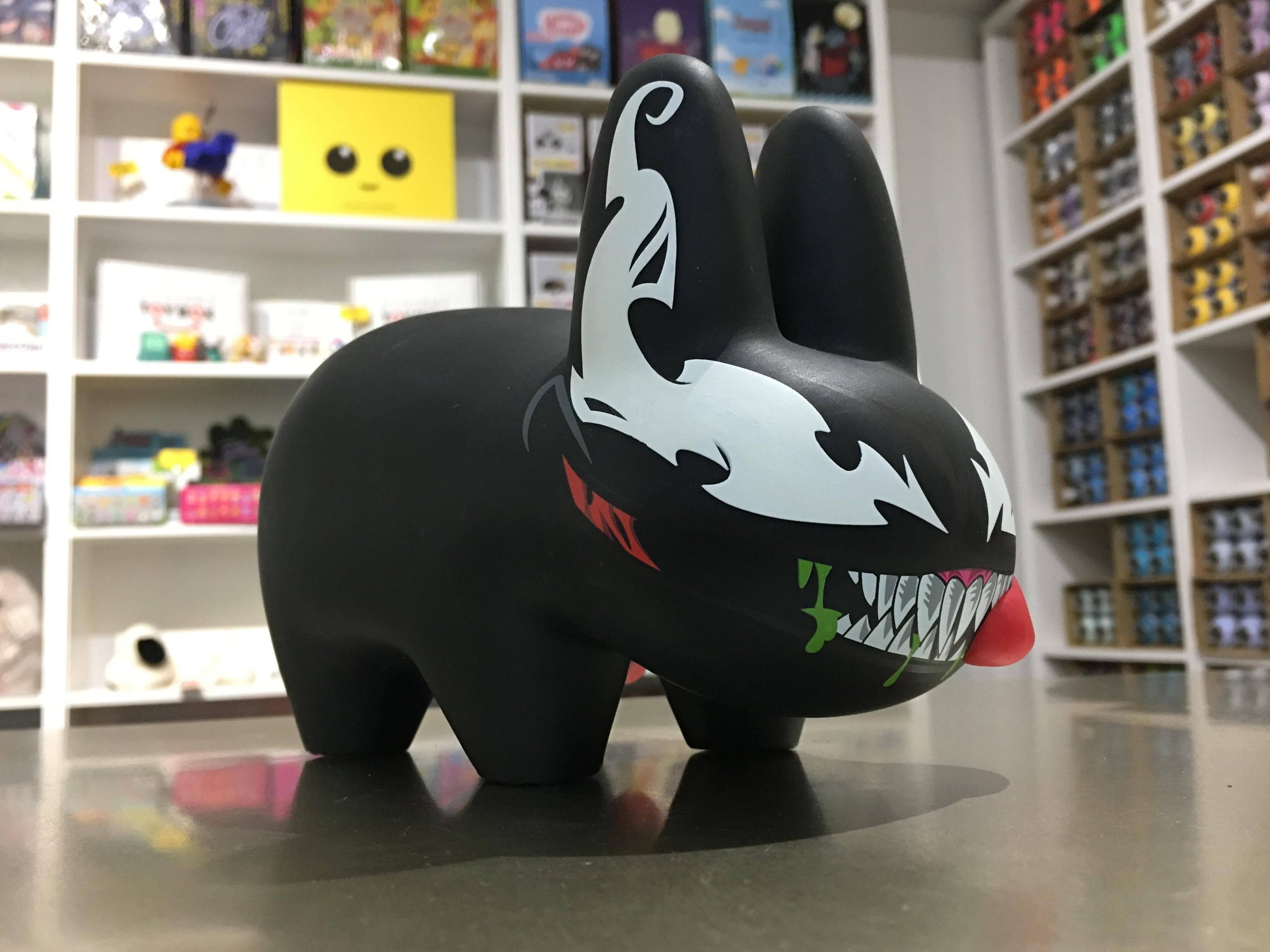 Venom 7" Labbit by Marvel x Kidrobot