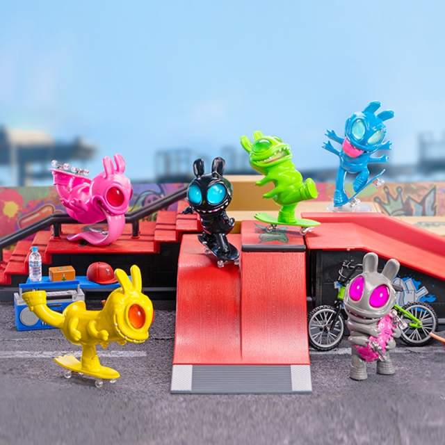 Hug the K Vol. 2 Blind Box Series by Nikopicto x Lam Toys