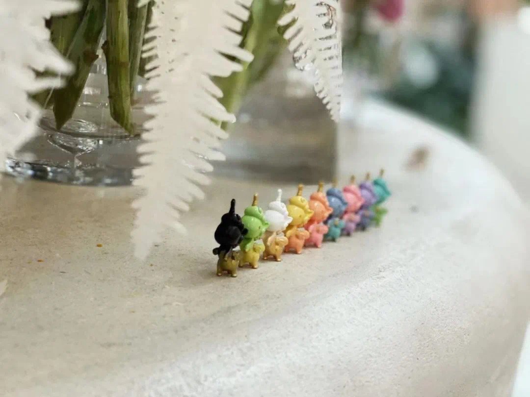 HiMotchi Unicorn Rainbow Minis Series 2 Toy by Motchi Toys