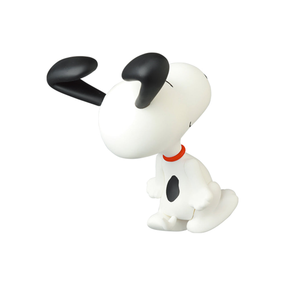 Dancing Snoopy (1965 Ver.) Vinyl Collectible Doll by Medicom Toy